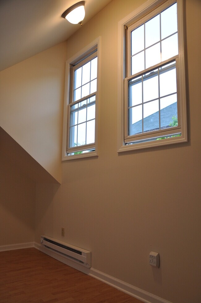 337 S Broadway Park Unit A