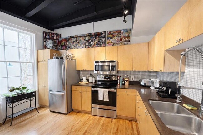 Photo - 1736 Liberty Ln