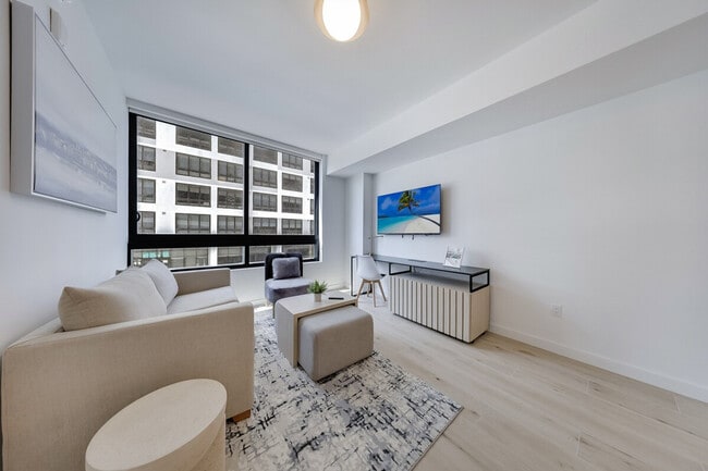 Photo - 36 NE 2nd St Unidad SI ID1507403P