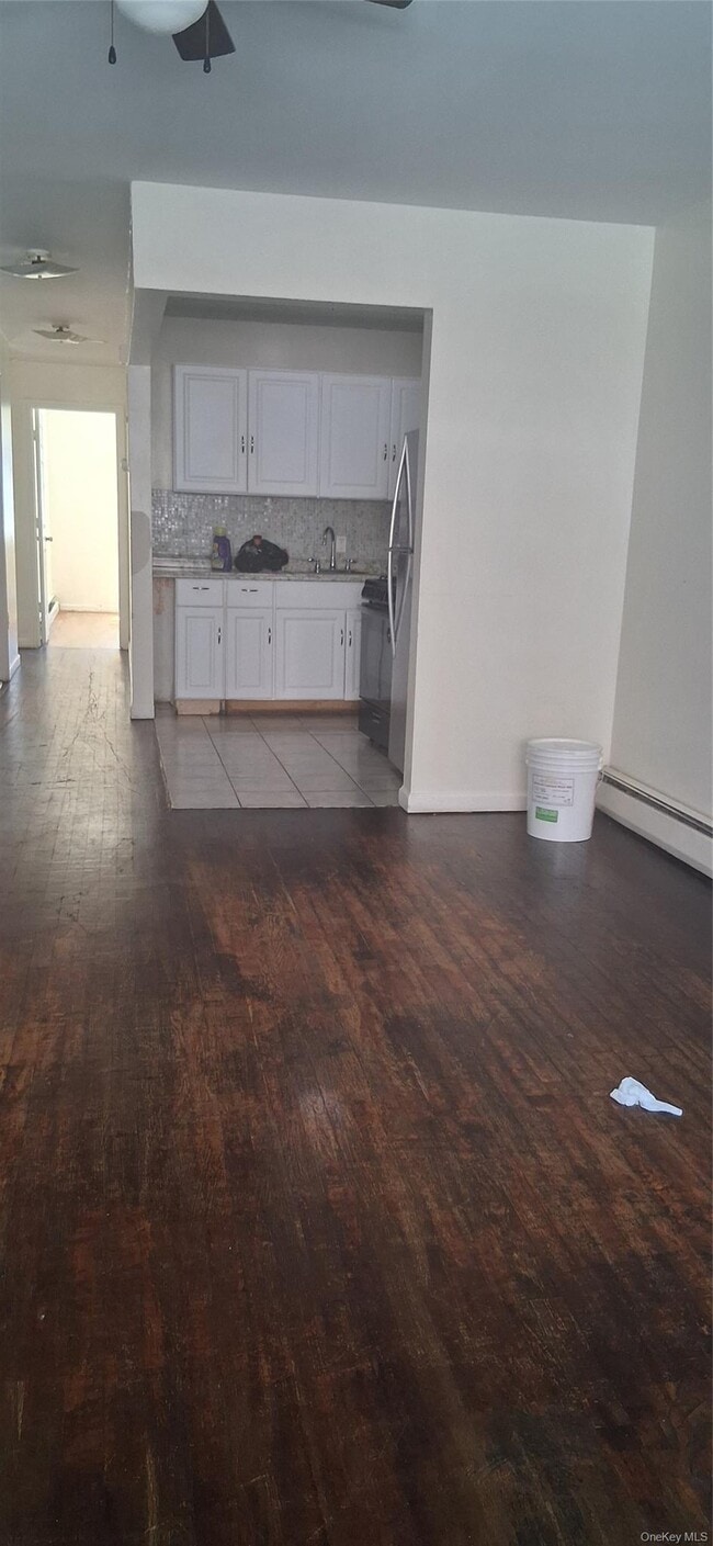 29-33 Beach Channel Dr