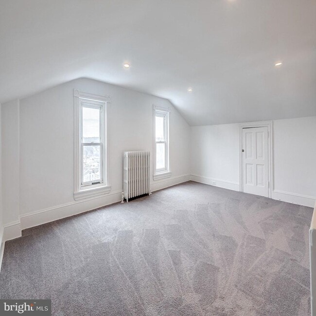 Photo - 243 Krams Ave