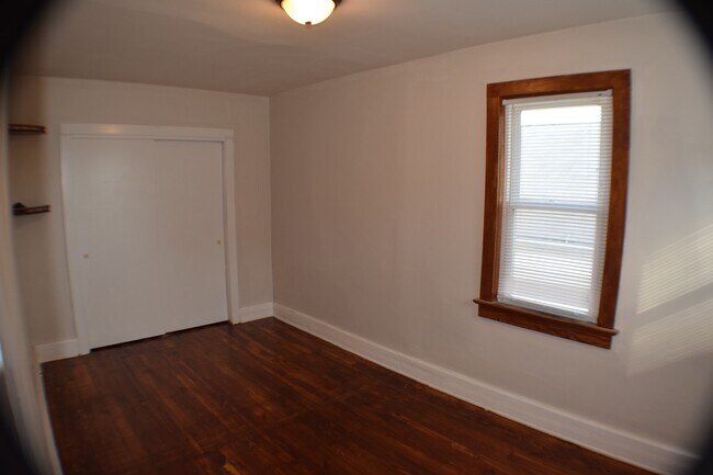 Photo - 123 Reynolds St