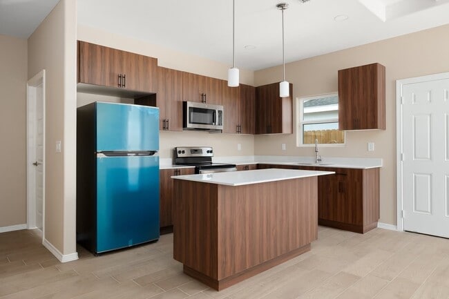 Photo - 3105 W Sandlewood St Unit 3