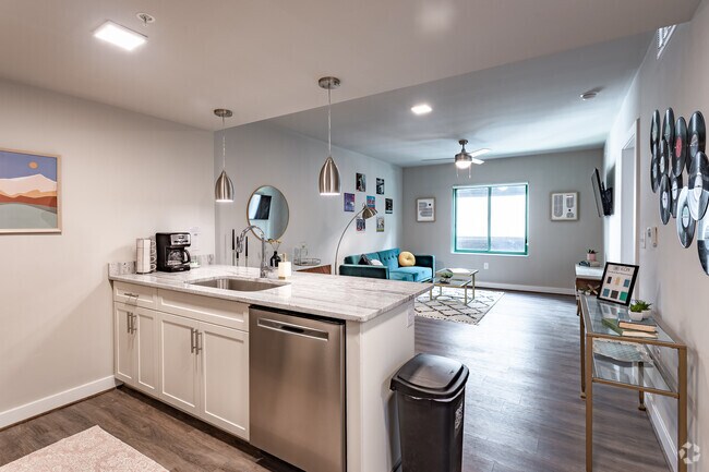 1BR,1BA,-650SF, The Newman