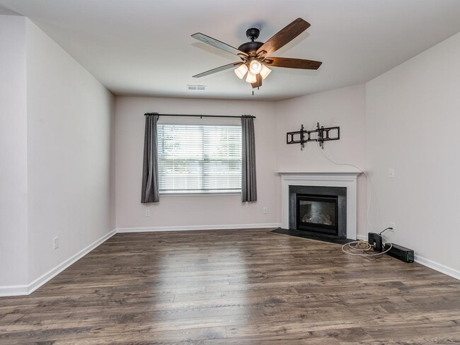 Photo - 9073 Remnick Dr