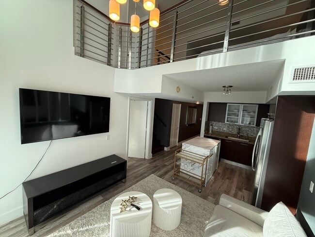 Photo - 31 SE 5th St Unit 708