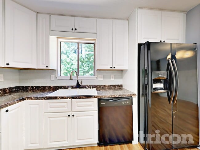 Photo - 1370 High Country Ct