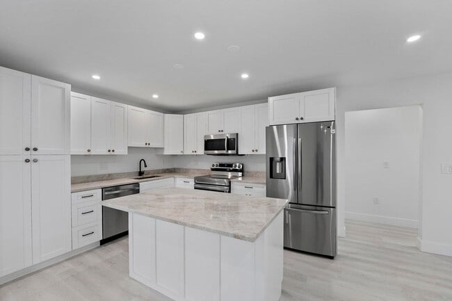 Photo - 1279 Beach Rd
