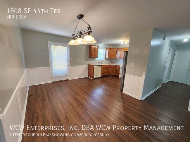Photo - 1808 SE 44th Terrace