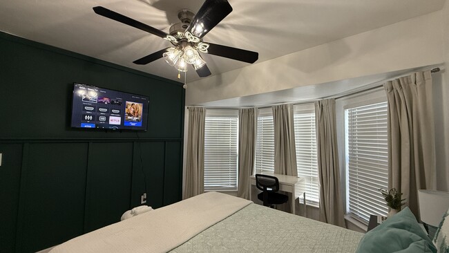 Photo - 2279 Ironstone Dr E