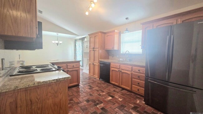 Photo - 17656 Chasefield Ave