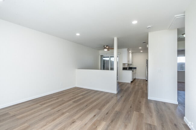 2BR, 1BA - 700SF - Living Room - Eucalyptus Apartments