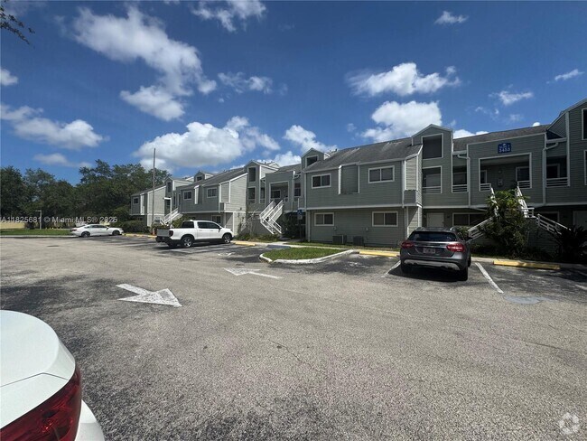 Building Photo - 3453 NW 44th St Unit 107 Rental