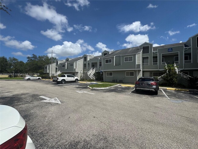 Photo - 3453 NW 44th St Unidad 107 Rental
