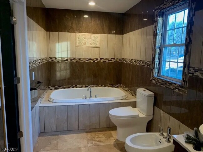 Photo - 130 Valley View Dr