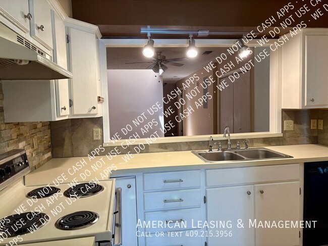 908 Townwood-