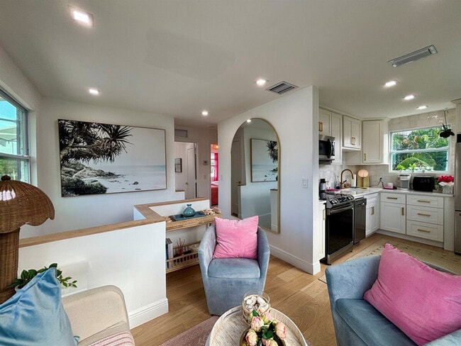 Building Photo - 610 38th St Unit ID1324902P