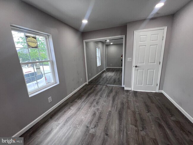 307 Fairview St