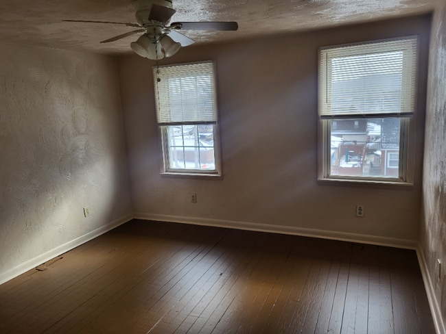 Photo - 205 Modisette Ave