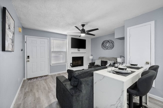 Photo - 105 Maple St Unidad SI ID1580251P