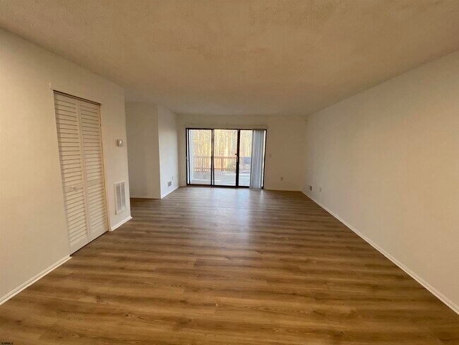 Photo - 264 Mattix Run Unit 264