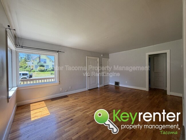 Photo - 3201 N Mason Ave