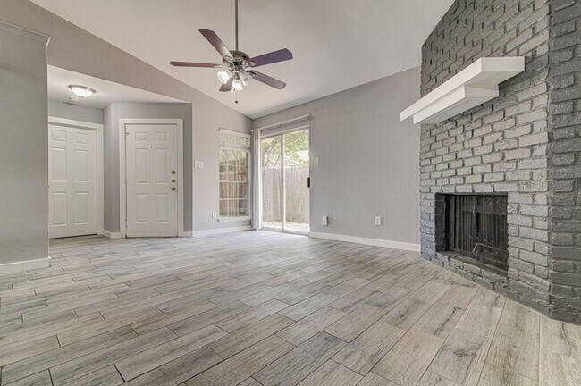 Photo - 12220 Tyson Cove Unit A