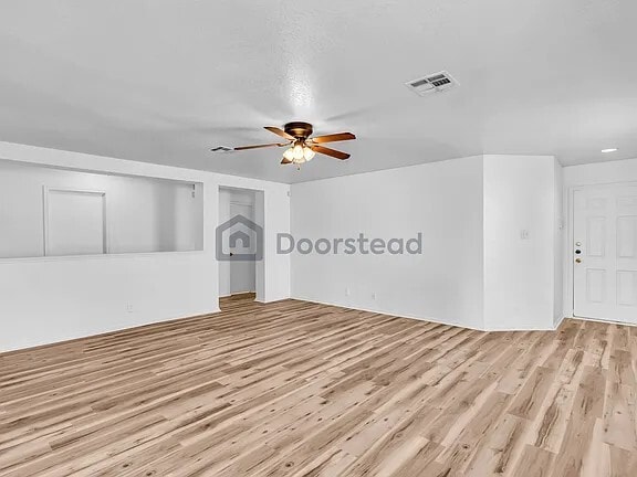 Livingroom - 224 Capistrano Dr