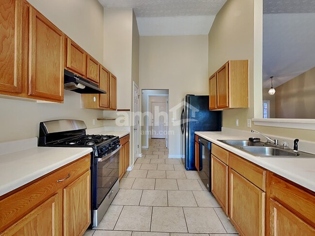 Photo - 3211 Deer Valley Dr NW