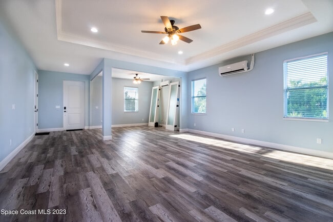 Photo - 2106 Madden Ave