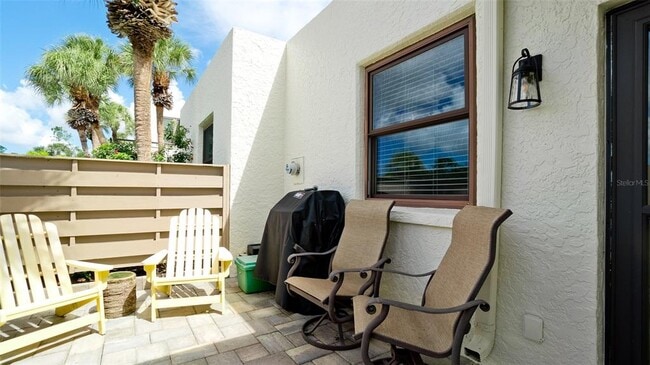 Building Photo - 401 Palm Tree Dr Unit N/A