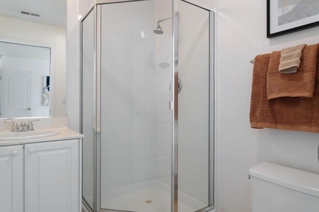 Photo - 2573 Park Blvd