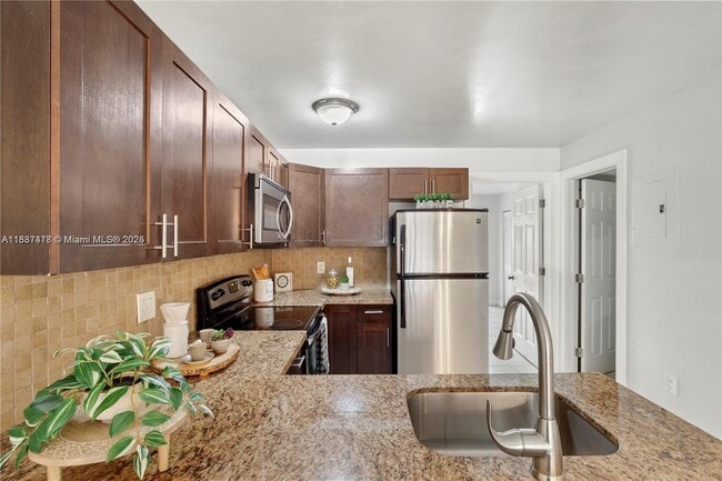 Photo - 7241 Miami Lakes Dr Unit D19
