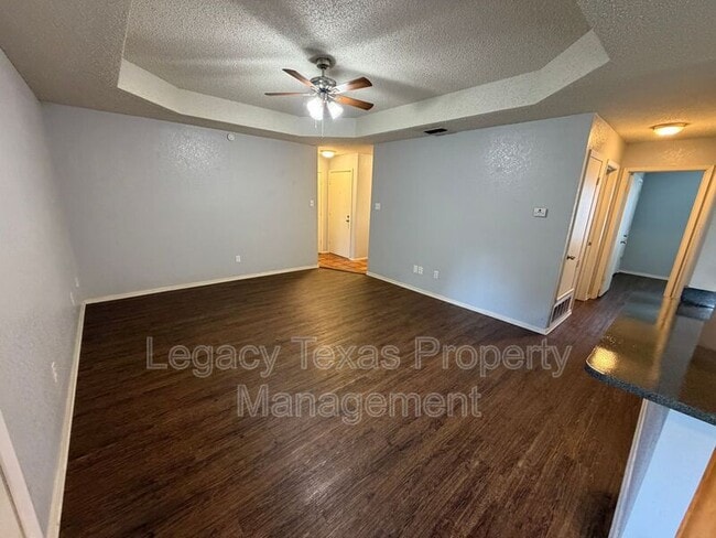 Photo - 203 Willana Ct