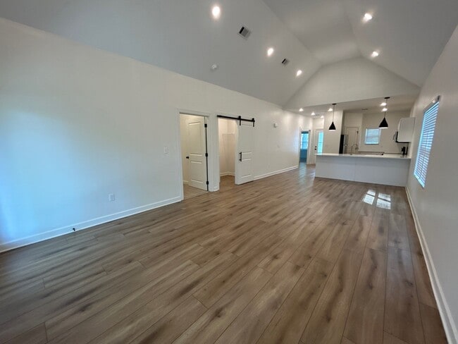 Photo - 244 Linden St