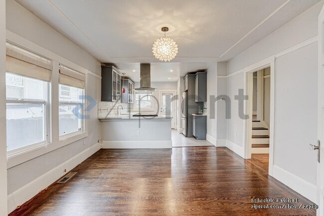 Photo - 5624 Market St