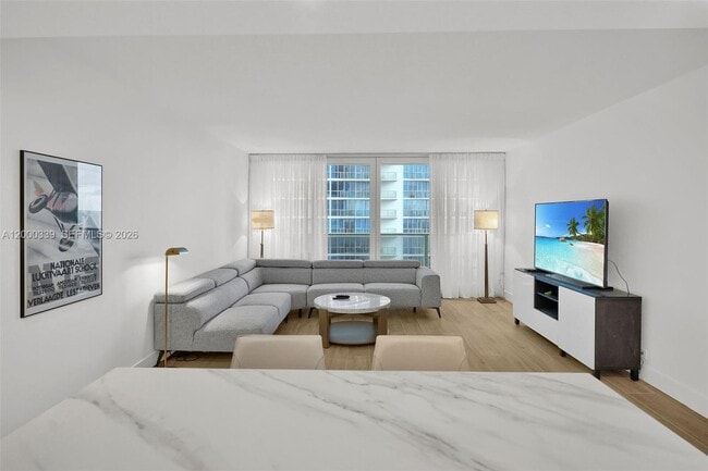 Photo - 3505 S Ocean Dr Unidad 808