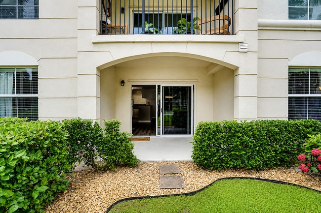 Building Photo - 1106 Tuscany Way Unit 1106