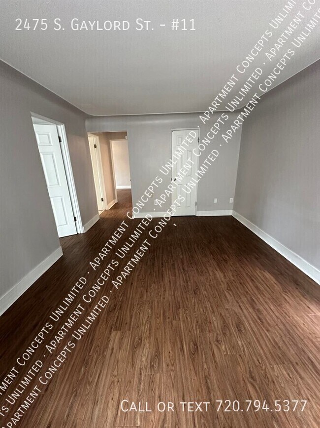 Building Photo - 2475 S Gaylord St Unit #11