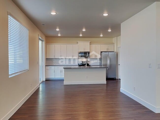 Photo - 9432 W Barcelona St