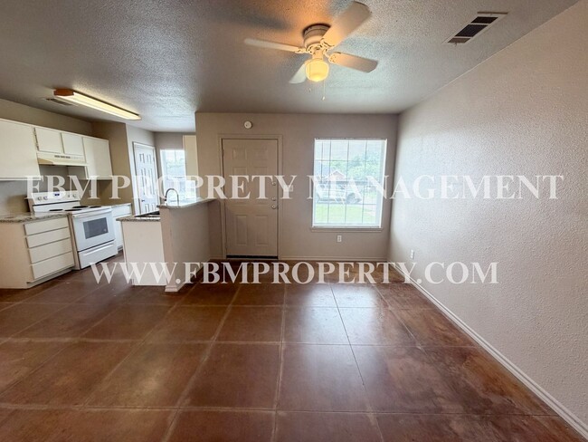 Photo - 212 West Lamar St