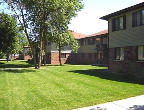 Building - Parkview Village