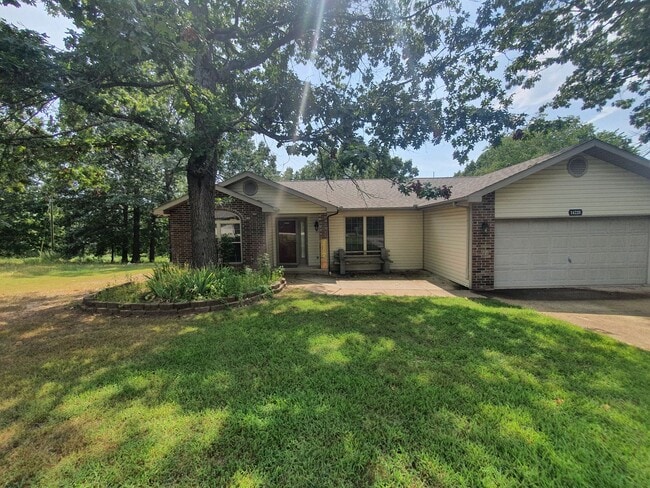 Home close to post - Home close to post