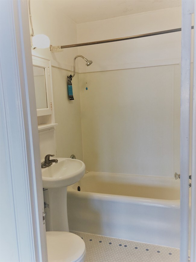 Photo - DD Culp Apartments