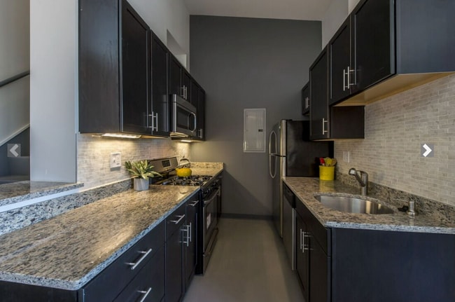 Photo - 160 E Berkeley St