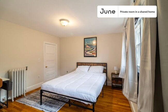 Photo - Room in Shared 4 bed/2 bath home Unit B