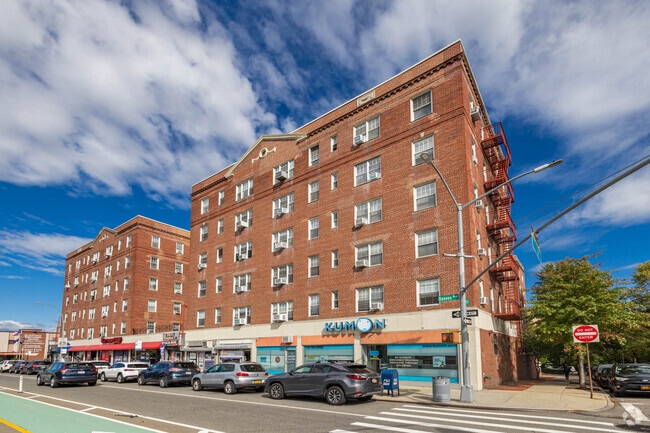 Forest Hills South - Forest Hills South Apartments