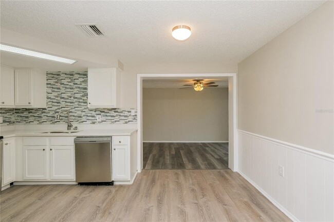 Photo - 1319 Gerard Ln