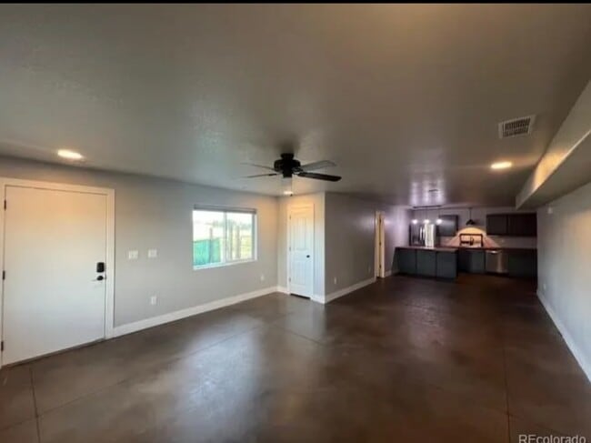 Building Photo - 11295 Grassland Rd Rental