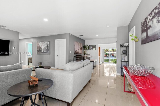 Photo - 14950 S Biscayne River Dr